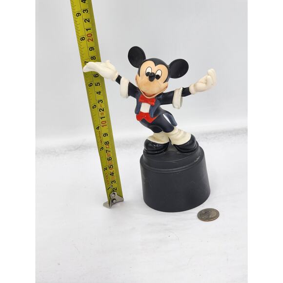 WDCC Figurine Walt Disney Collection Symphony Hour Maestro Mickey Mickel Mouse - Picture 9 of 16